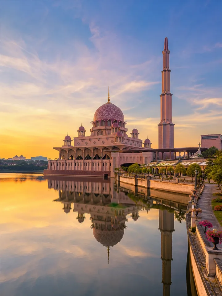 Putra Mosque reflected in the lake at sunset